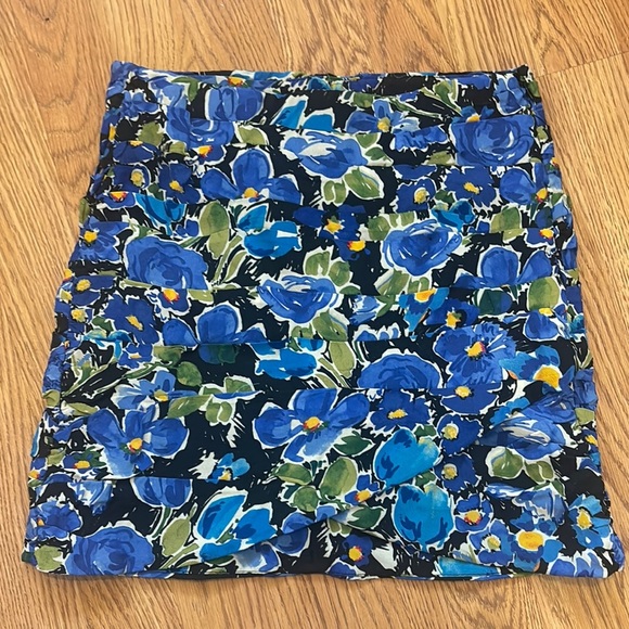Zara floral mini skirt NWT S - Picture 1 of 3